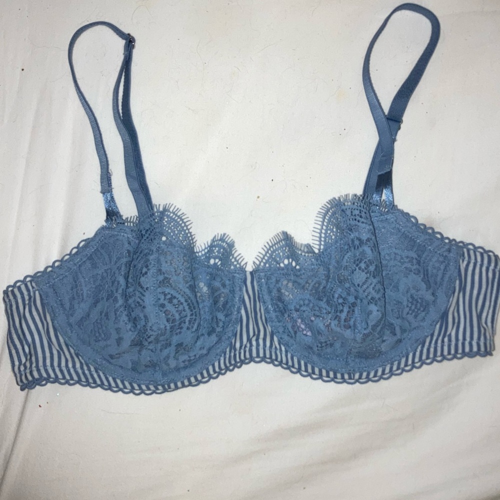 Victoria’s Secret bra